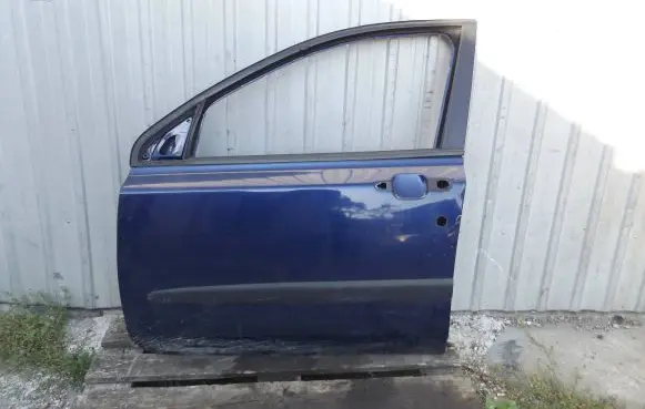 Fiat Stilo Front door