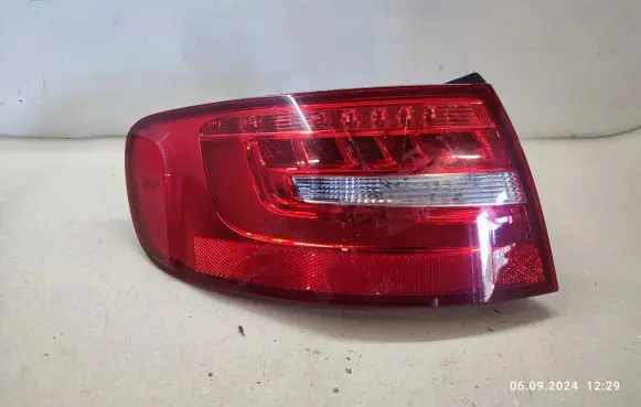 Rear/tail lights