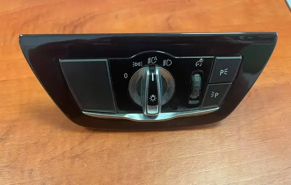 BMW 5 G30 G31 Light switch 9472967 947296701