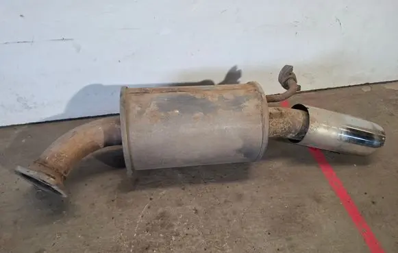 Lexus RX 300 Rear muffler/silencer tail pipe 32011