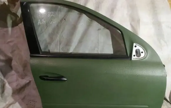 Mercedes-Benz GL X164 Front door