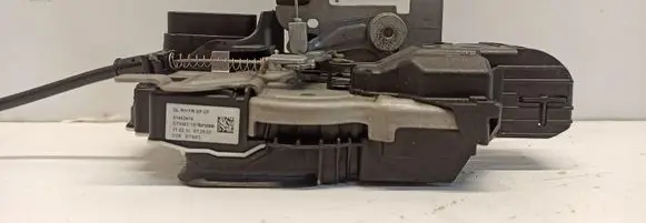 Volvo S90, V90 Front door lock 31462456