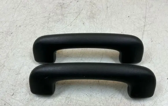 Jeep Grand Cherokee A set of handles for the ceiling 1RV73TRMAB