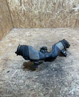 Mercedes-Benz CLS C219 Mass air flow meter A6420943497