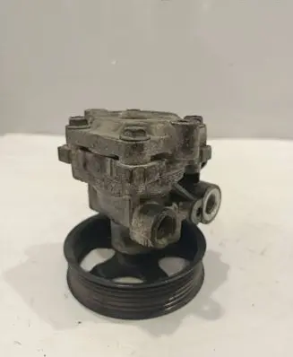 Mitsubishi Outlander Power steering pump 71085796
