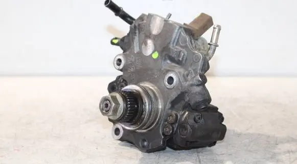 Mercedes-Benz Sprinter W906 Fuel injection high pressure pump A6510702601
