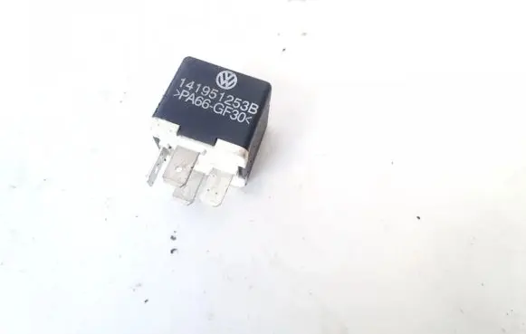 Skoda Praktik (5J8) Other relay 141951253b