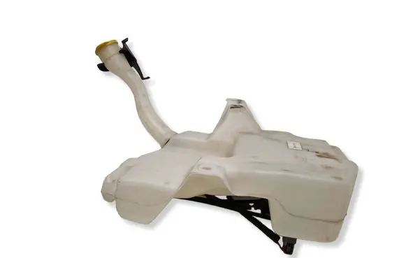 Ford Kuga II Windshield washer fluid reservoir/tank 
