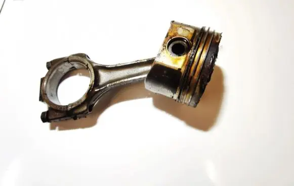Alfa Romeo 166 Piston with connecting rod