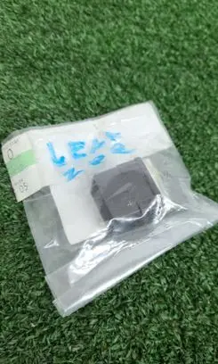 Nissan Leaf I (ZE0) Dashboard glove box trim 684921kk0a