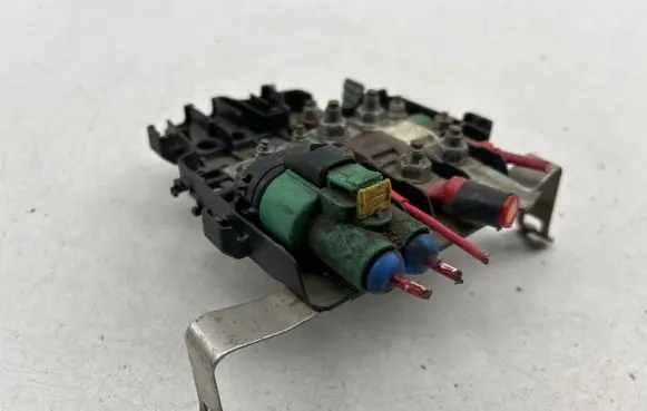 Renault Trafic II (X83) Fuse 