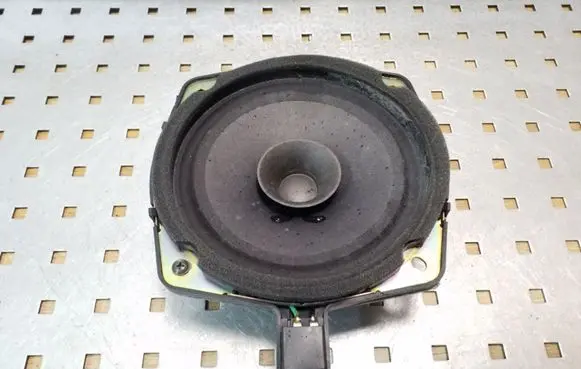 Hyundai Terracan Rear door speaker 96310H1011