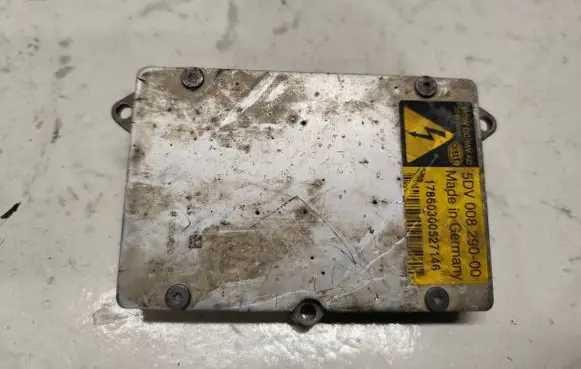 Headlight ballast module Xenon