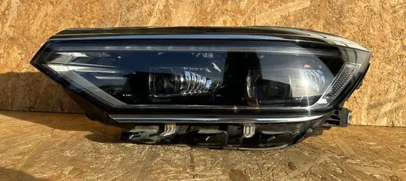 Headlight/headlamp