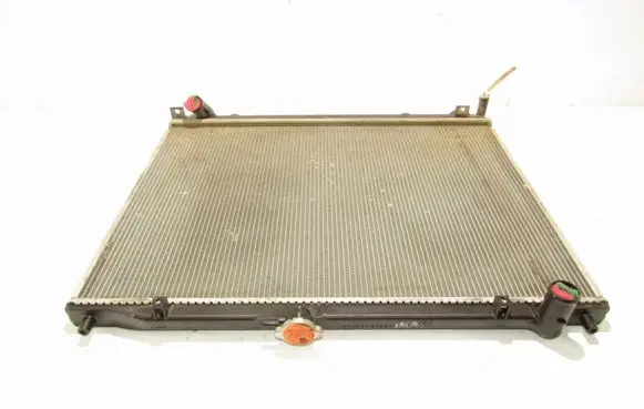 Mitsubishi Pajero Coolant radiator PA66GF25