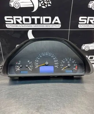 Mercedes-Benz E W210 Speedometer (instrument cluster) 87001357