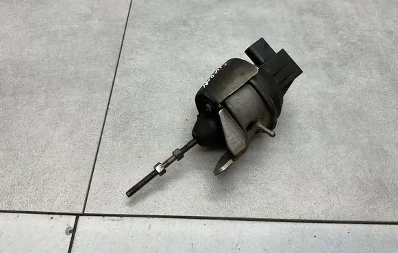 Volkswagen Sharan Turbine electric control actuator 