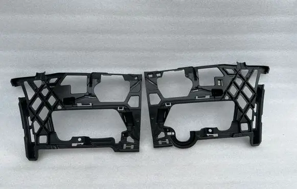 Volkswagen Golf Sportsvan Front bumper mounting bracket 5G0807723D 5G0807724D