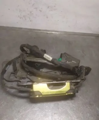 Chrysler Voyager Rear door lock 800786