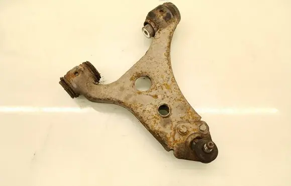 Mercedes-Benz B W245 Front lower control arm/wishbone 