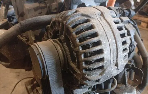 Skoda Fabia Mk2 (5J) Generator/alternator 045903023A