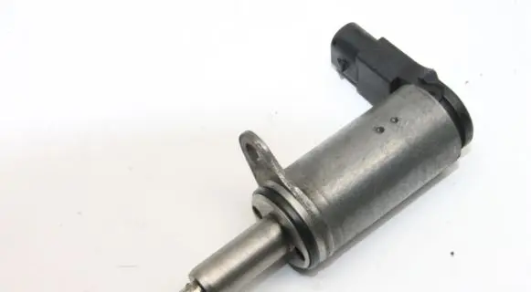 Audi A4 S4 B8 8K Turbo solenoid valve 06H103697B