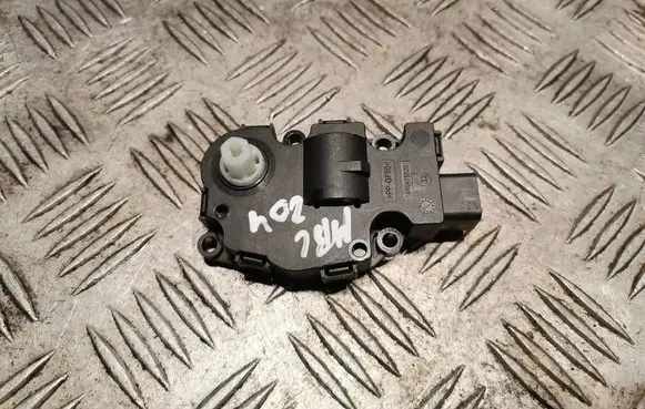 Mercedes-Benz C W204 Intake manifold valve actuator/motor A2218200042 2218200042