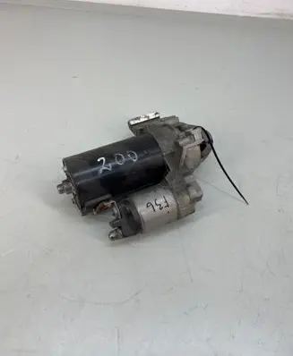 BMW 4 F32 F33 Starter motor 8574102 20190607 0001148509