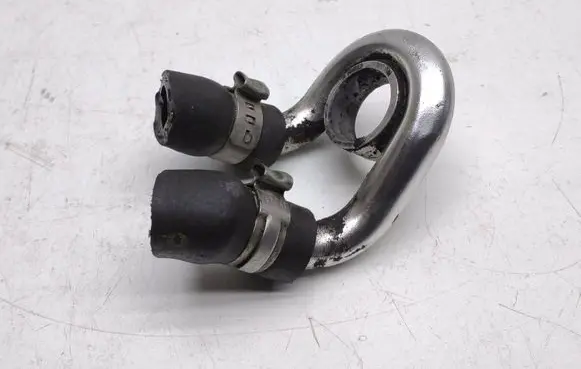 Volvo XC90 Engine coolant pipe/hose 