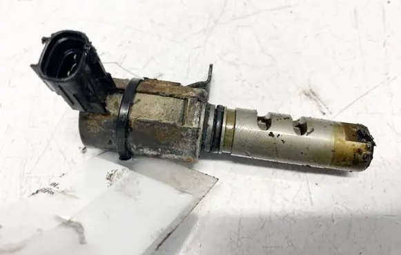 Subaru Legacy Camshaft vanos timing valve 10921AA050