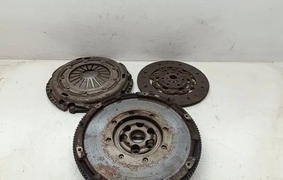 Volkswagen PASSAT B6 Clutch set kit 03G141031G 8805148