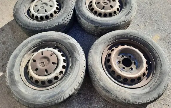 Mercedes-Benz Sprinter W906 R16 steel rim 