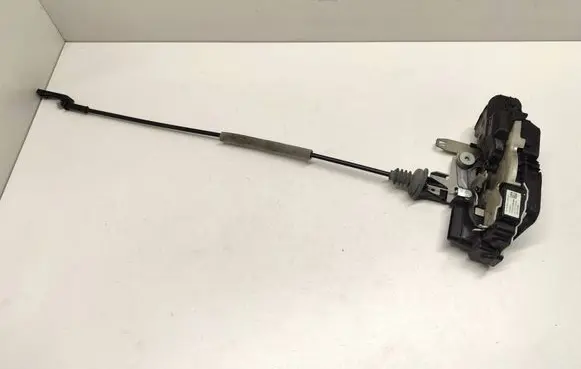 Volvo XC90 Rear door lock 31462445 C73375100