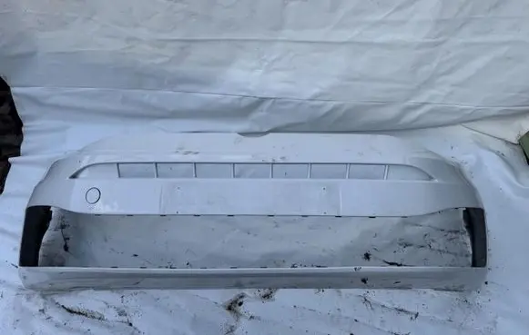 Volkswagen Caddy Front bumper