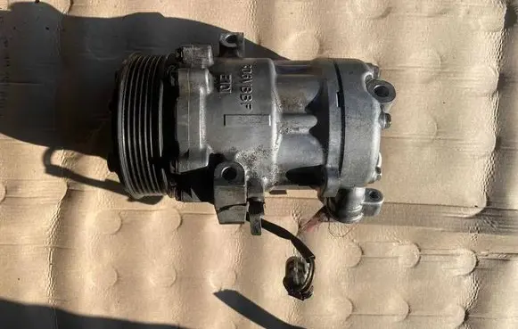 Fiat Punto (199) Air conditioning (A/C) compressor (pump) 55194880