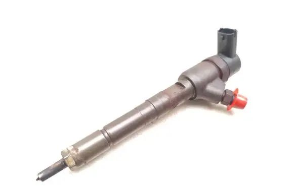 Fuel injector