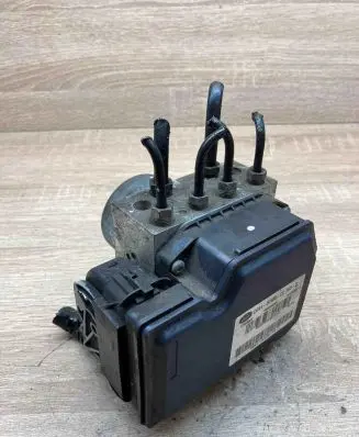 Ford S-MAX ABS Pump CG912C405CC 17393902