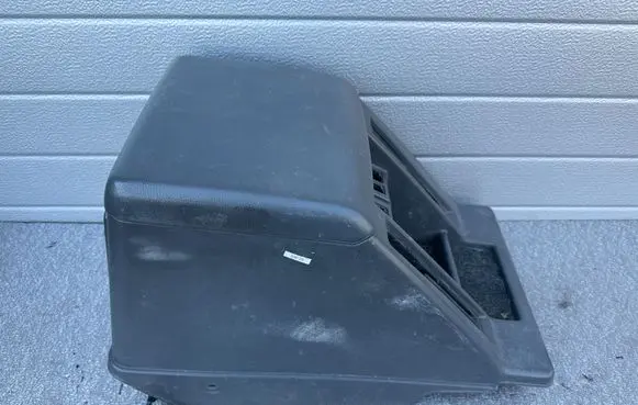 Nissan Patrol Y60 Center console 9691005J01