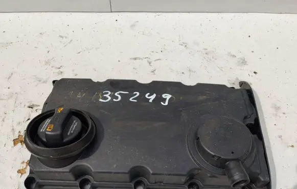 Audi A4 S4 B7 8E 8H Rocker cam cover 03G103475B