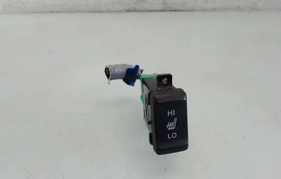 Honda Accord Seat heating switch M22831