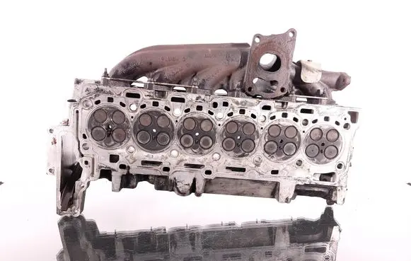 Engine head