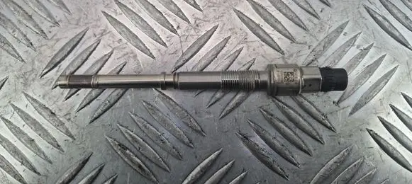 Mercedes-Benz E W212 Glow plug A6429050300