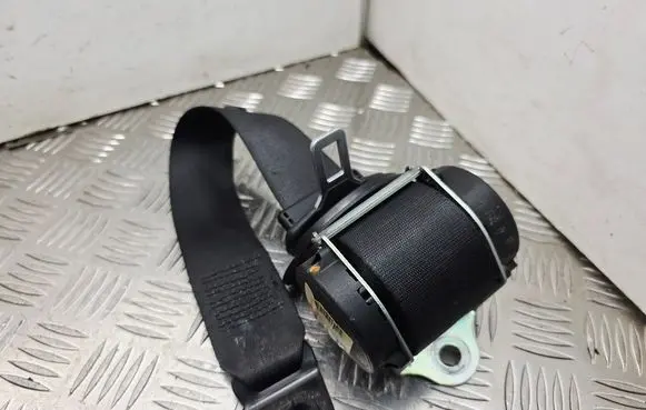 Mini One - Cooper Coupe R56 Rear seatbelt 2751402 601030000E