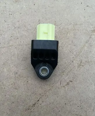 Toyota RAV 4 (XA40) Airbag deployment crash/impact sensor 8983112030 410CXQUY4