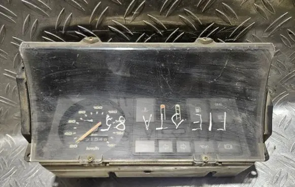 Ford Fiesta Speedometer (instrument cluster) 84FB10848AB 046301