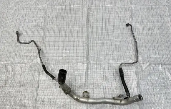 Porsche Cayenne (9PA) Engine coolant pipe/hose