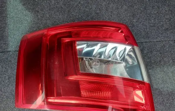 Skoda Octavia Mk3 (5E) Rear/tail lights 5E9945095A