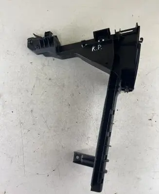 Jeep Cherokee Front door windshield rail C1422610 C142261