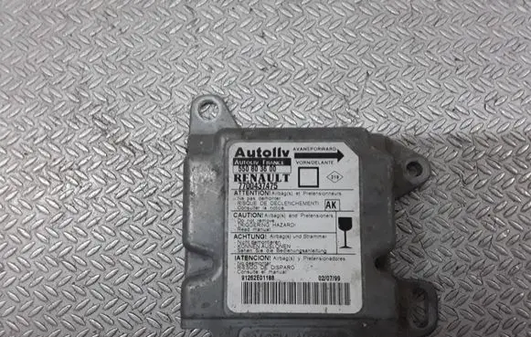 Renault Megane I Airbag control unit/module 550803600 7700437475