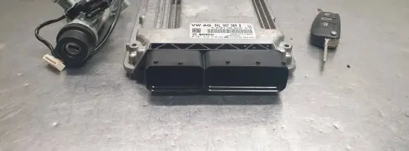 Audi A3 S3 8V Engine control unit/module 04L907309B 0281018510